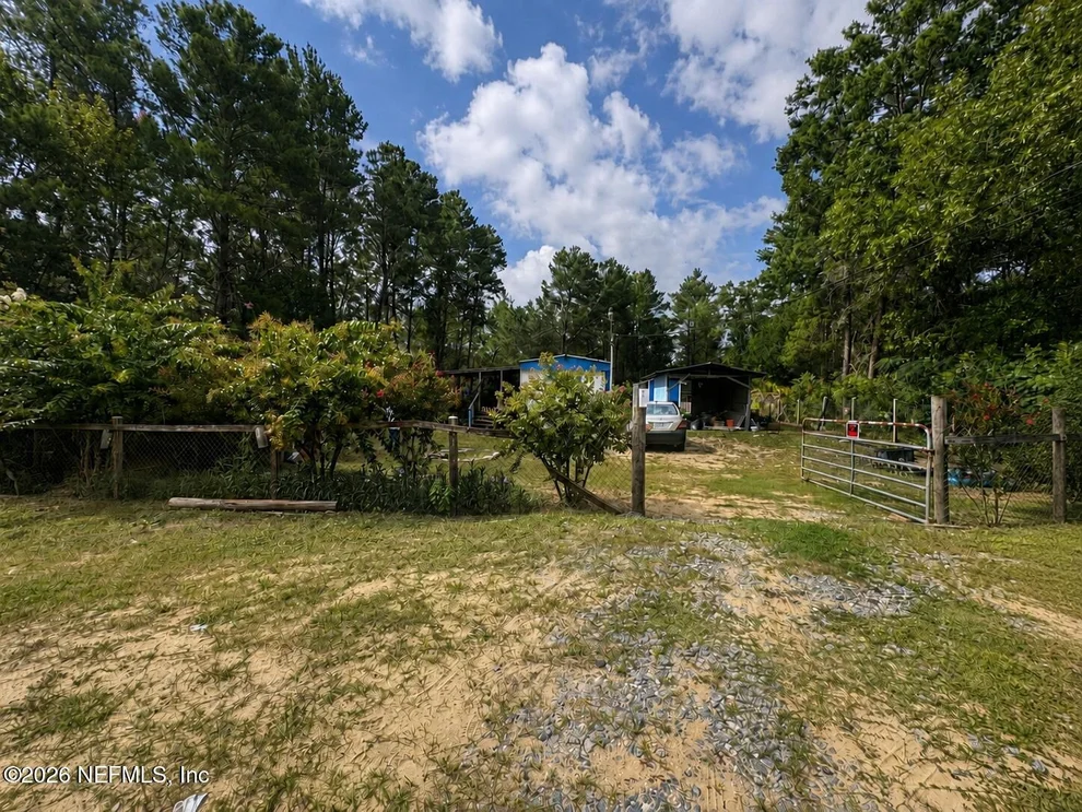 Unit for sale at 111 ONTARIO Street, Interlachen, FL 32148