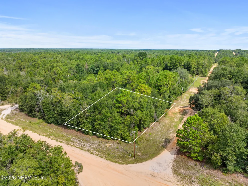 Unit for sale at 0 13TH Street, Interlachen, FL 32148