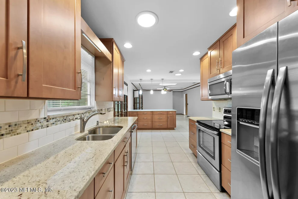 Unit for sale at 3049 MERLIN Drive N, Jacksonville, FL 32257