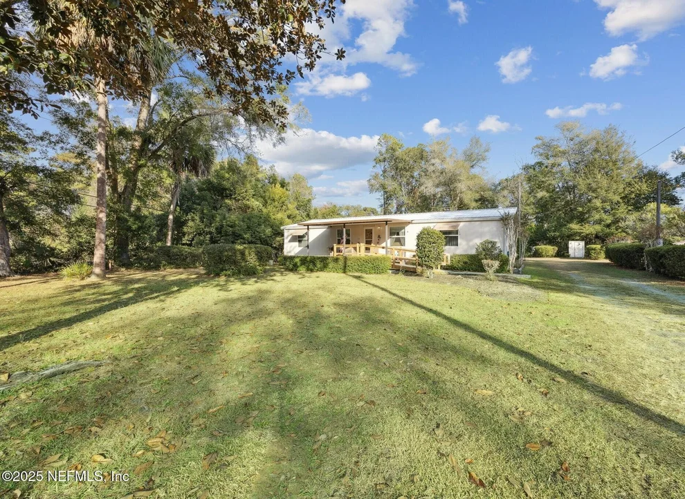 Unit for sale at 100 WATERWAY Avenue, Satsuma, FL 32189