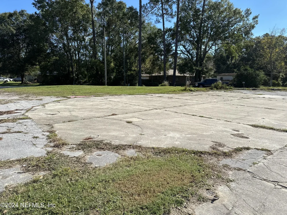 Unit for sale at 225 US-301 S, Baldwin, FL 32234
