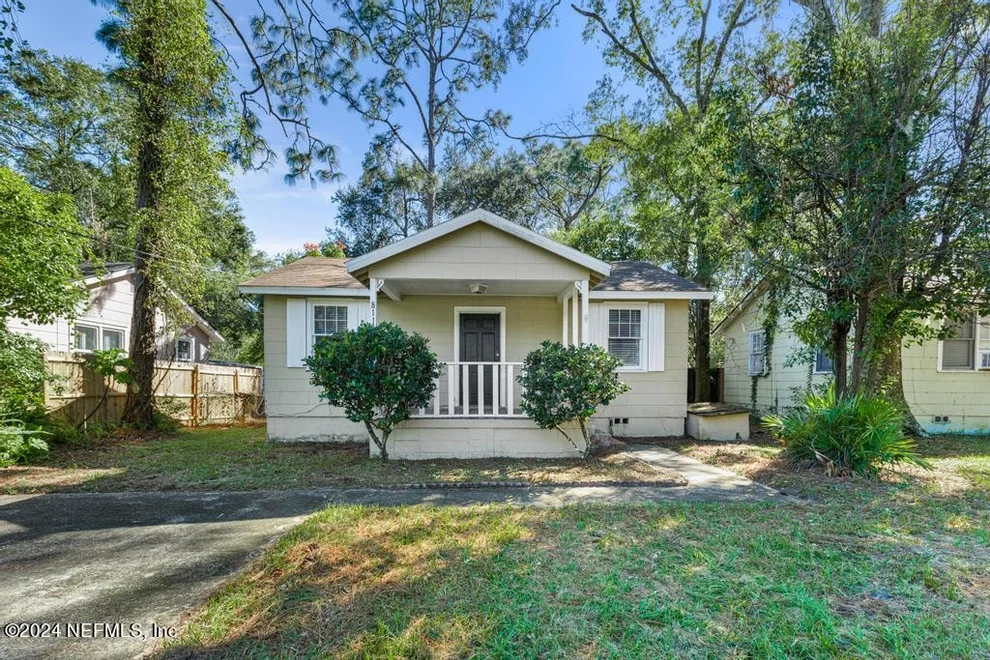 Unit for sale at 8118 BUTTERCUP Street, Jacksonville, FL 32210