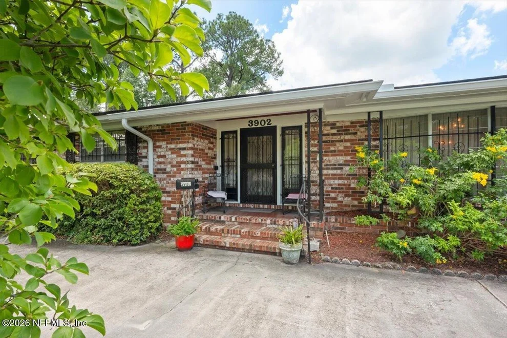 Unit for sale at 3902 MONCRIEF Road W, Jacksonville, FL 32209