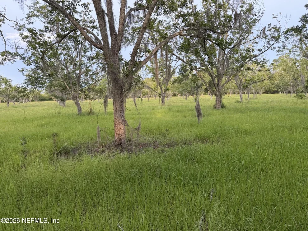 Unit for sale at 17620 NE 77TH Lane, Hawthorne, FL 32640