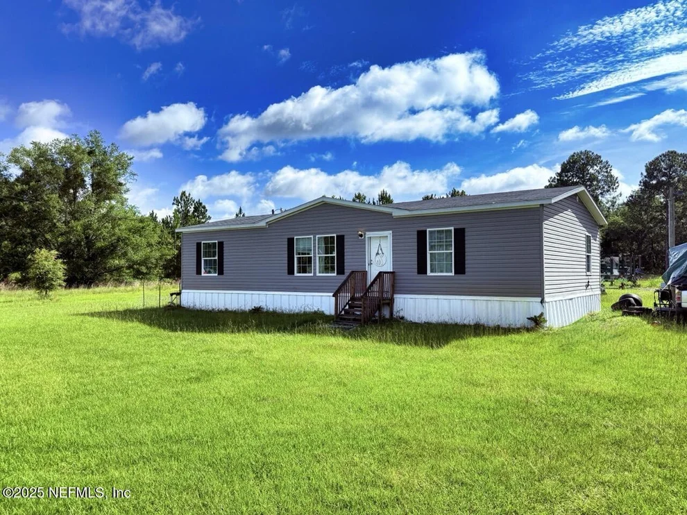 Unit for sale at 85488 N HARTS Road, Yulee, FL 32097