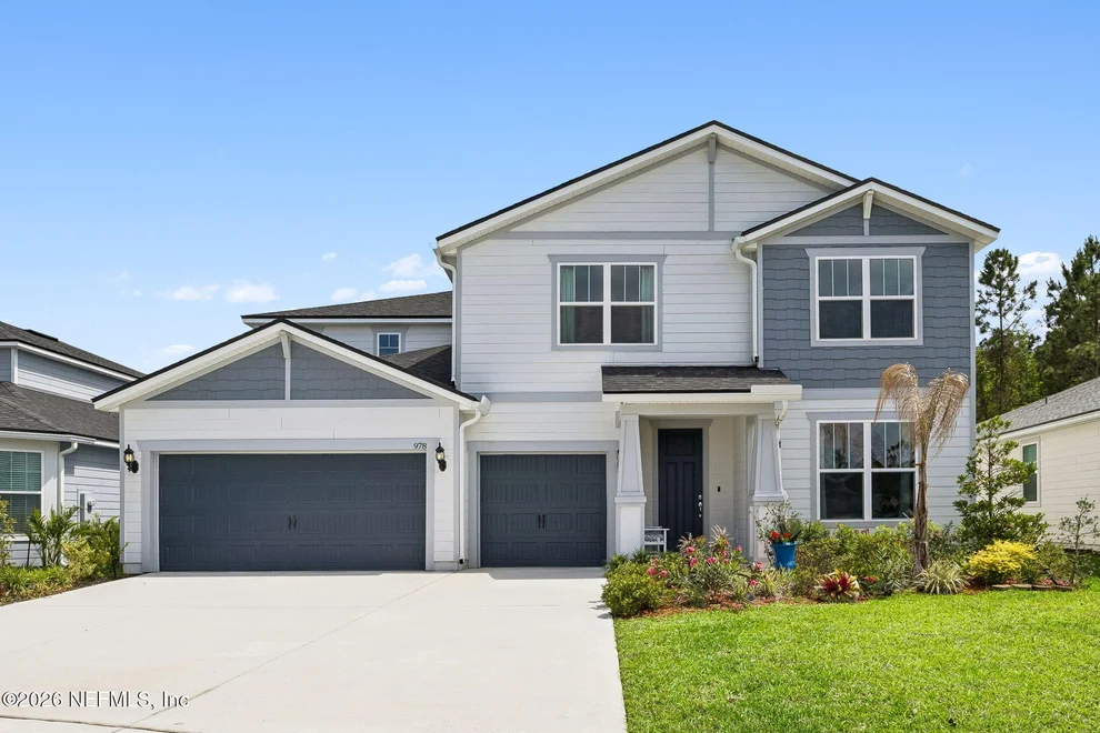 Unit for sale at 978 ROOSTER HOLLOW Way, Middleburg, FL 32068