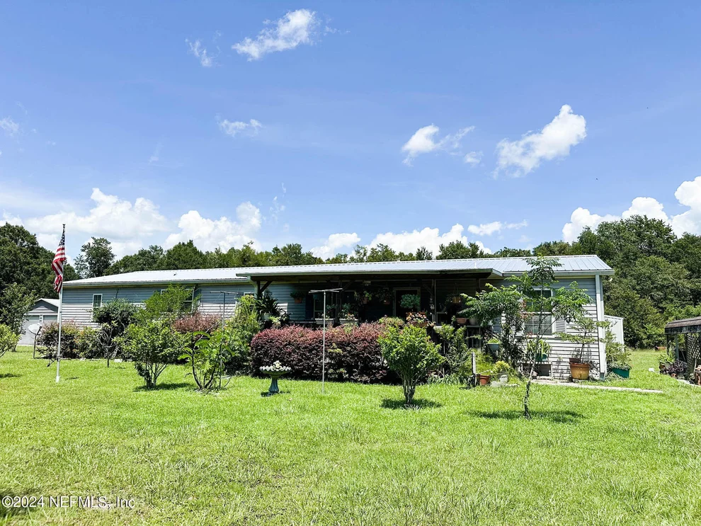 Unit for sale at 7647 NW COUNTY ROAD 229, Starke, FL 32091