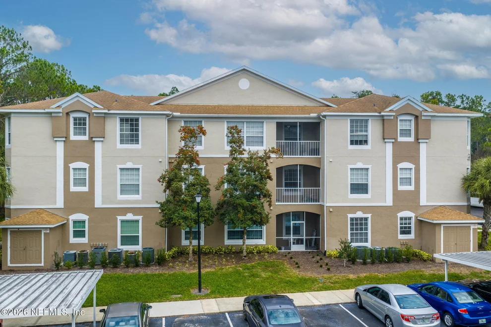 Unit for sale at 10550 BAYMEADOWS Road, Jacksonville, FL 32256