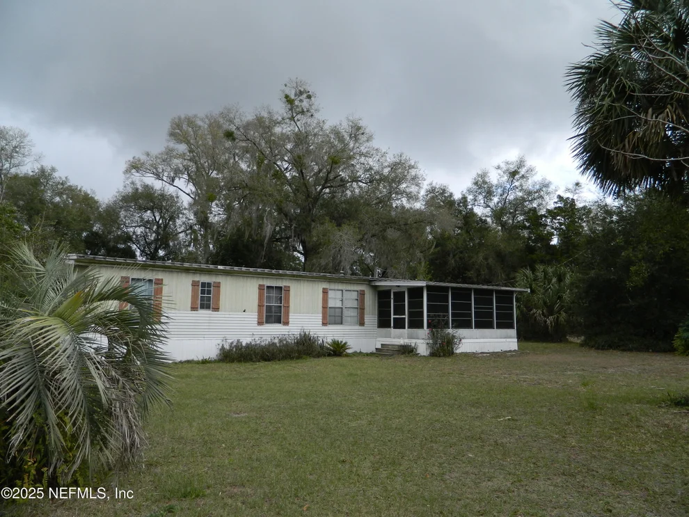 Unit for sale at 250 OLD HWY 17, Pomona Park, FL 32181