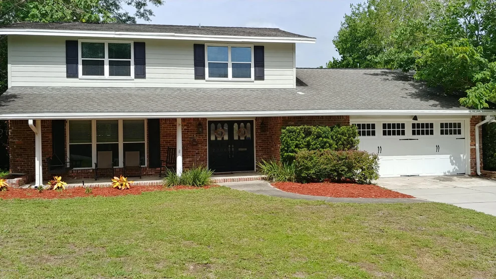 Unit for sale at 2006 WOODLEIGH Drive W, Jacksonville, FL 32211