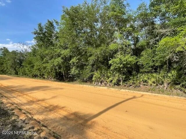 Unit for sale at 108 USINA Avenue, Interlachen, FL 32148