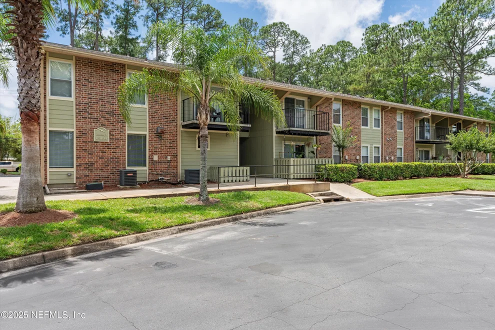 Unit for sale at 3737 LORETTO Road, Jacksonville, FL 32223