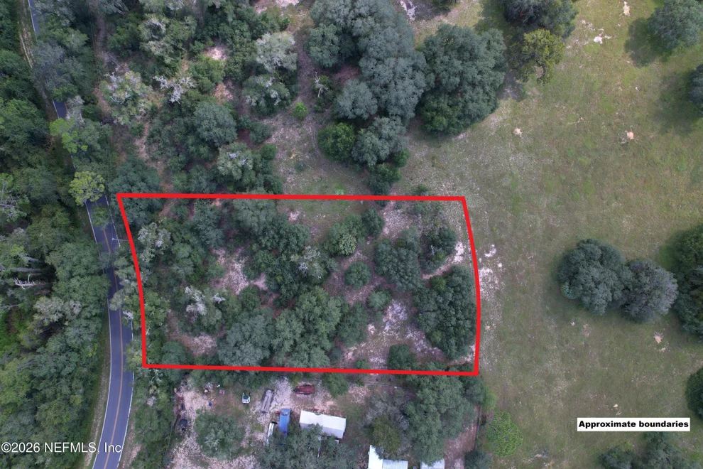 Unit for sale at 637 COUSINTOWN Road, Interlachen, FL 32148