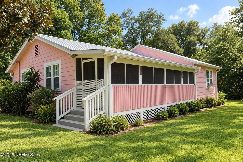 Unit for sale at 8231 SWAN LAKE Road, Melrose, FL 32666