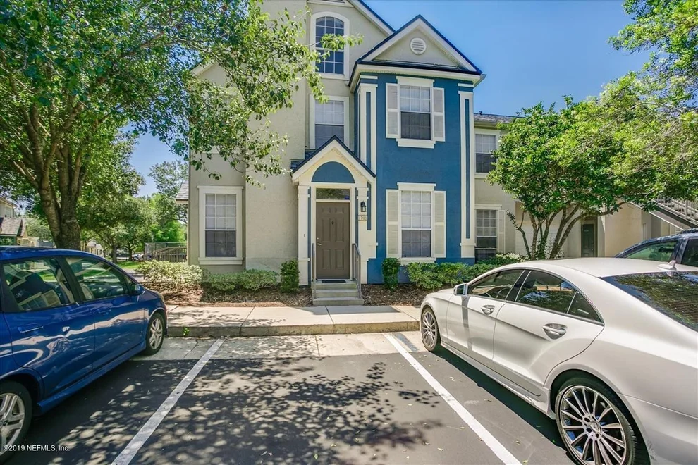 Unit for sale at 13703 RICHMOND PARK Drive N, Jacksonville, FL 32224