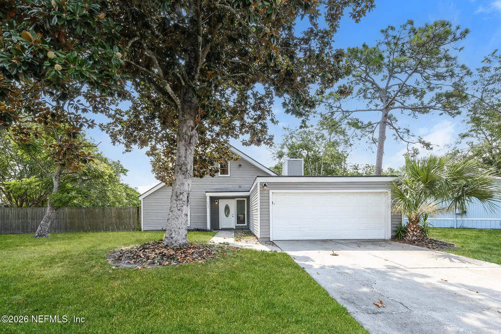 Unit for sale at 2437 OAKVIEW Drive, Jacksonville, FL 32246