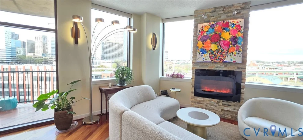 Unit for sale at 1101 Haxall Point, Richmond, VA 23219