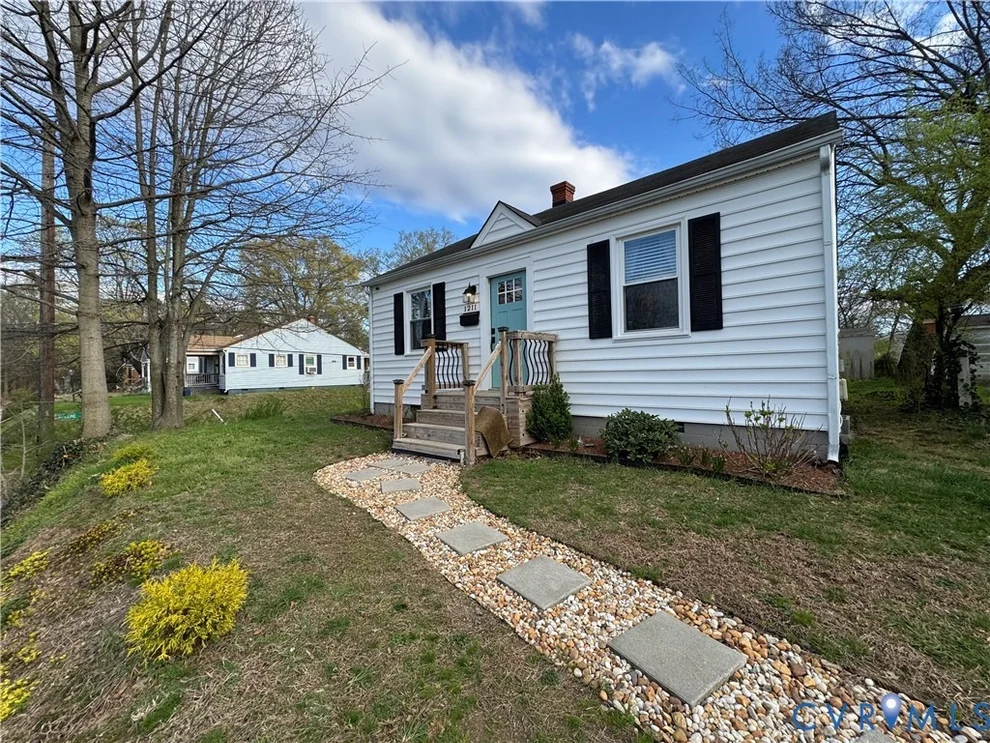 Unit for sale at 1211 Mt Erin, Richmond, VA 23231
