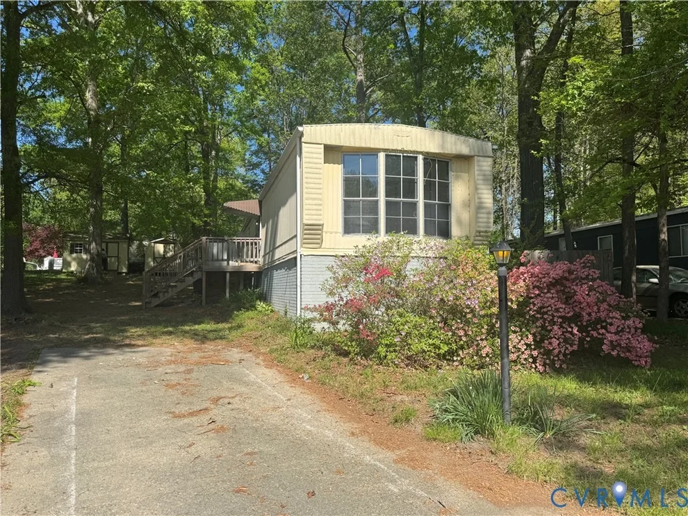 Unit for sale at 17004 N Swift Bluff Court, South Chesterfield, VA 23834