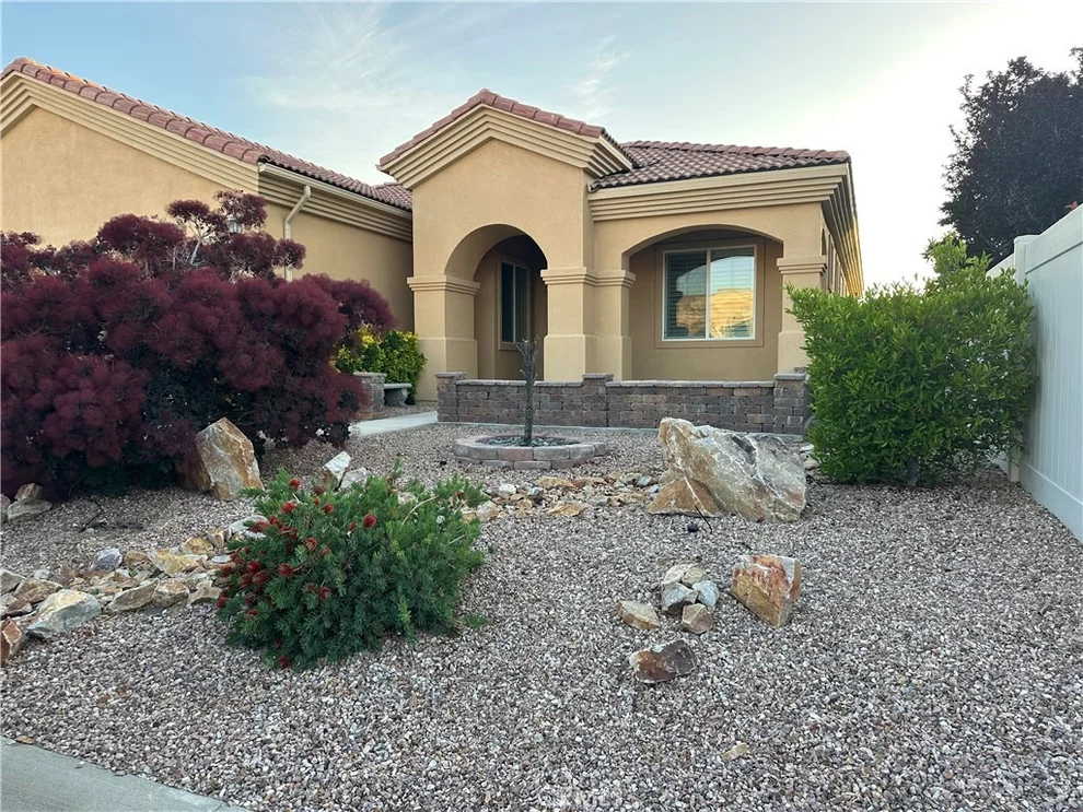 Unit for sale at 10030 El Dorado Street, Apple Valley, CA 92308