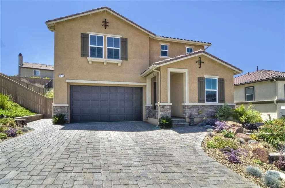 Unit for sale at 1016 Via Santalina, San Marcos, CA 92069