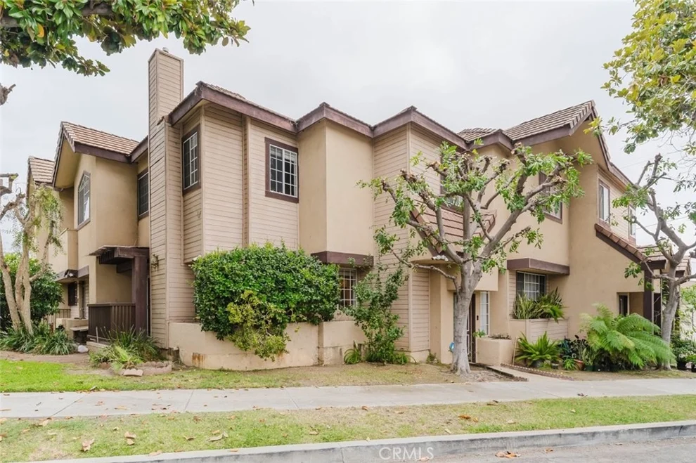 Unit for sale at 1245 Grandview Avenue, Glendale, CA 91201