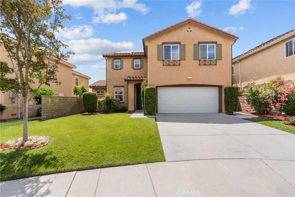 Unit for sale at 29908 Shadow, Castaic, CA 91384