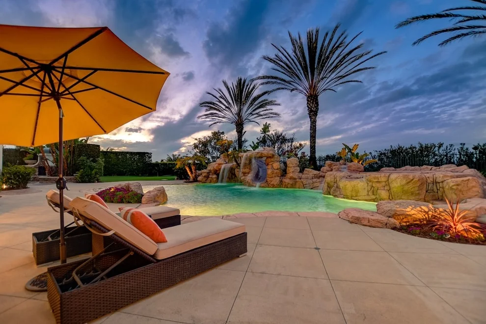 Unit for sale at 14185 Caminito Vistana, San Diego, CA 92130