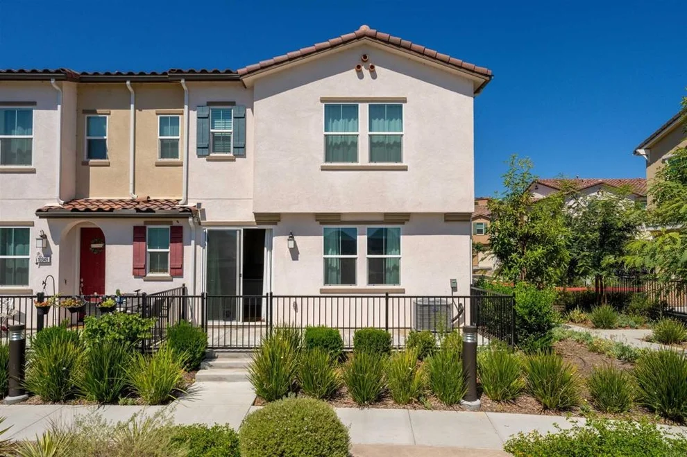 Unit for sale at 10353 Graphite Street, Spring Valley, CA 91977