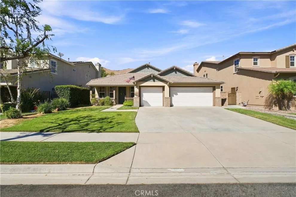 Unit for sale at 33516 Lansford Street, Yucaipa, CA 92399
