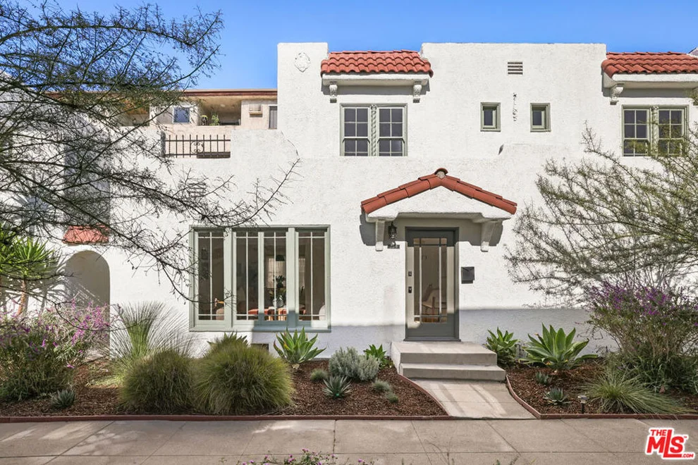 Unit for sale at 619 N Sycamore Avenue, Los Angeles, CA 90036
