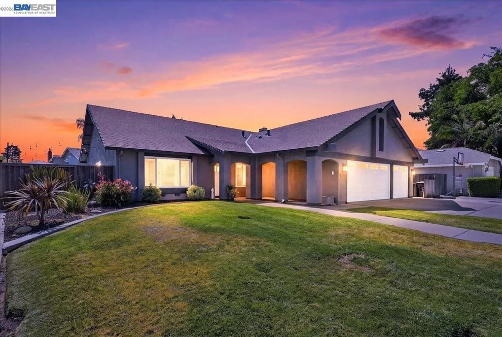 Unit for sale at 510 Forest Hills Dr, Tracy, CA 95376