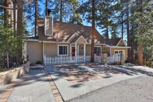 Unit for sale at 244 N Fairway Drive, Lake Arrowhead, CA 92352
