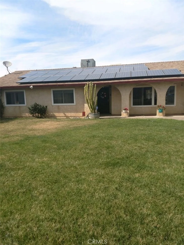 Unit for sale at 14528 Gravilla Road, Victorville, CA 92392