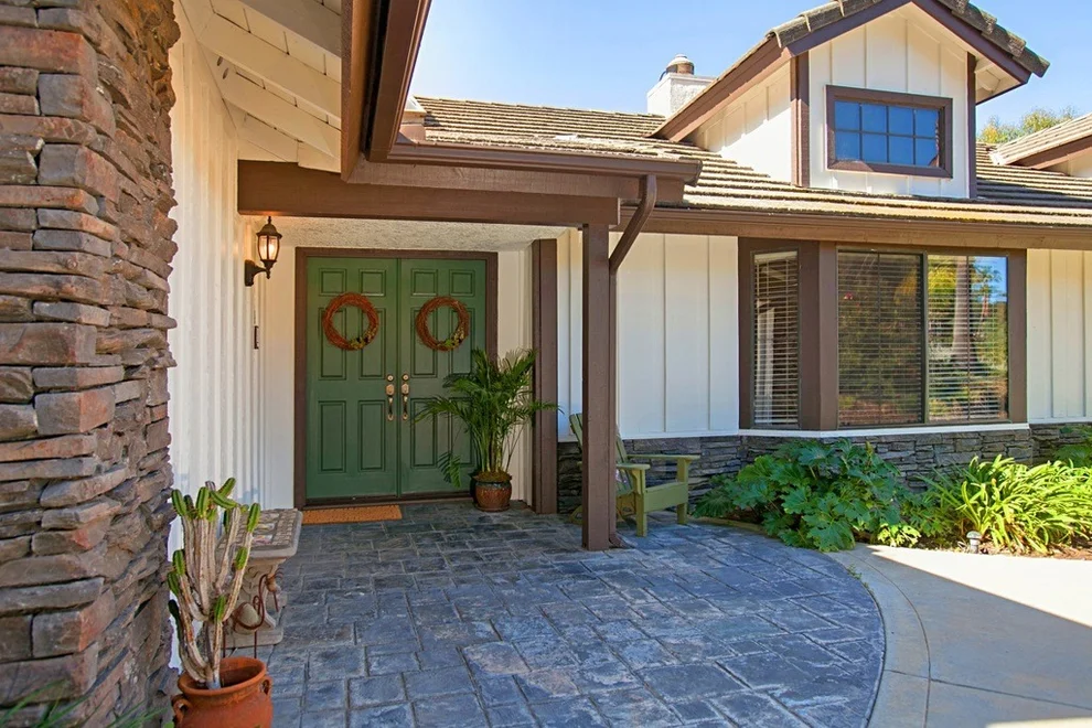Unit for sale at 11521 Kaywood Ln, Escondido, CA 92026
