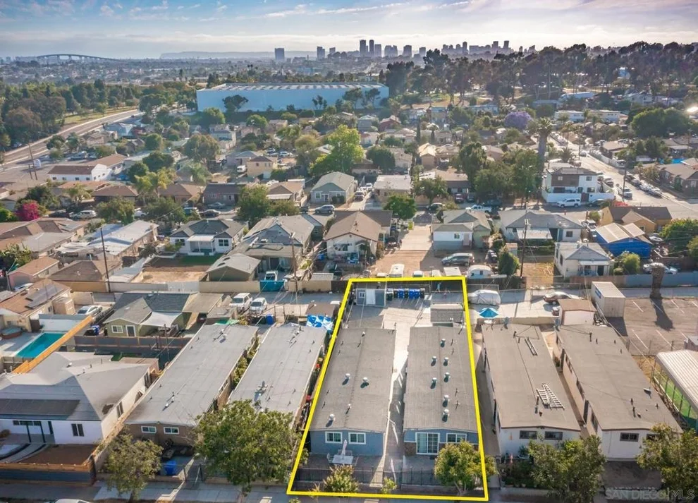Unit for sale at 726 732 Raven St, San Diego, CA 92102