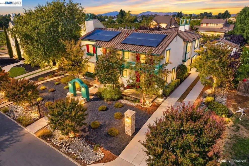 Unit for sale at 2616 St Helena Ct, Livermore, CA 94550