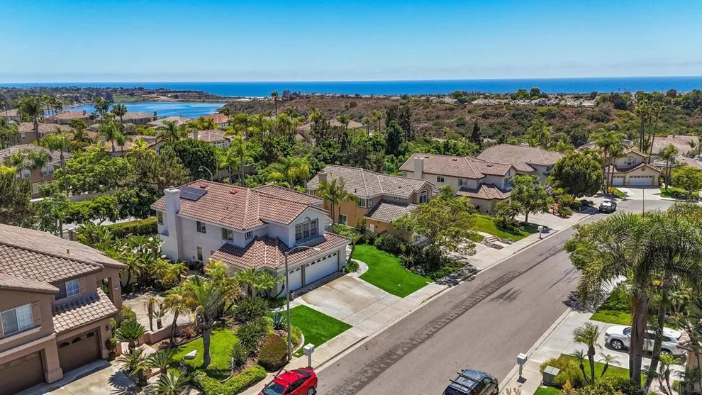 Unit for sale at 973 Whimbrel Ct, Carlsbad, CA 92011