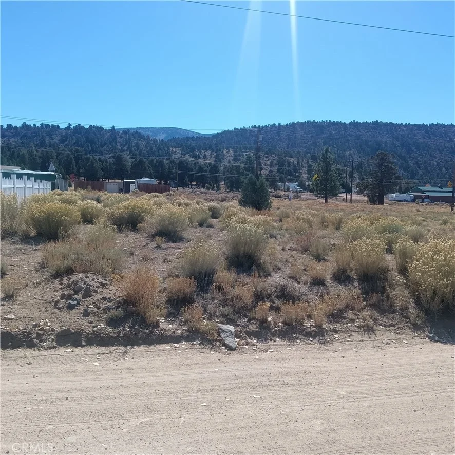 Unit for sale at 777 Old Pioneer Town Road, Baldwin Lake, CA 92314