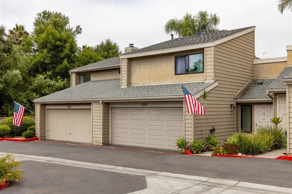 Unit for sale at 306 Flower Ln, Vista, CA 92083