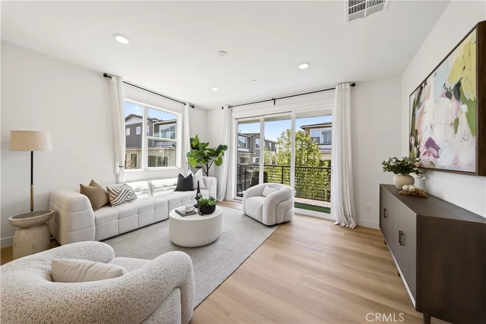 Unit for sale at 303 Carmona, Lake Forest, CA 92630