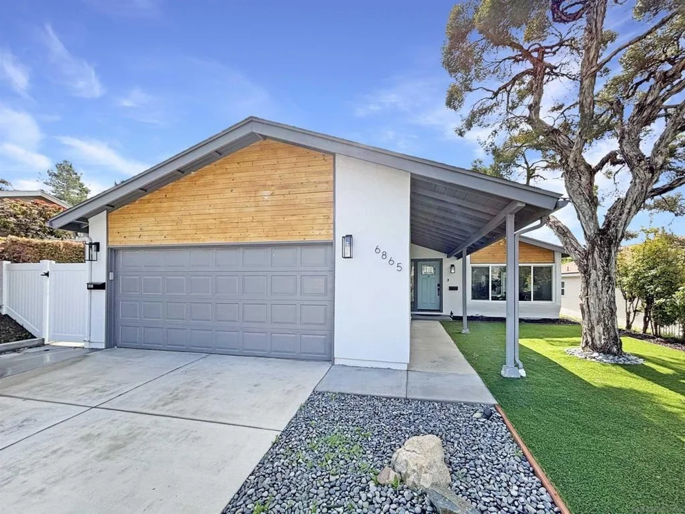 Unit for sale at 6865 Weller Street, San Diego, CA 92122