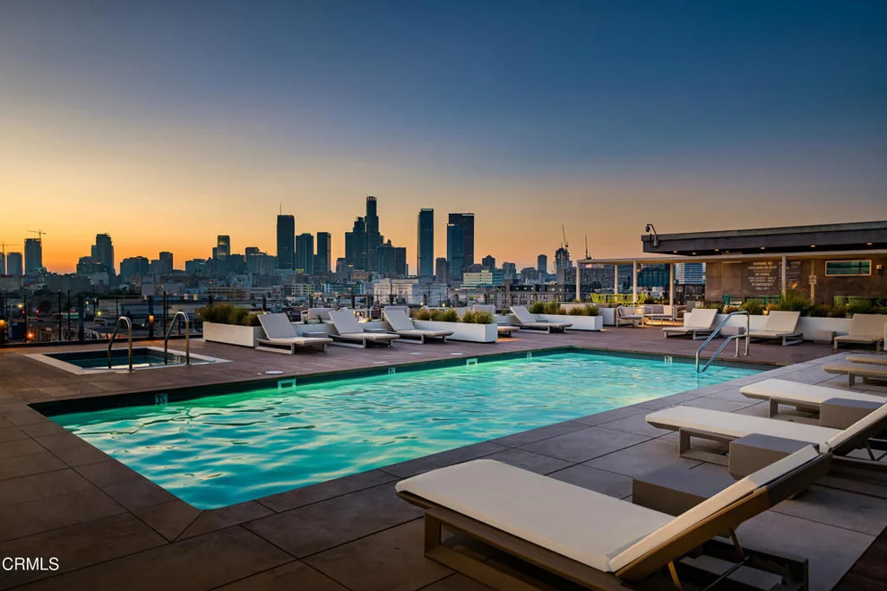 Unit for sale at 530 S Hewitt Street, Los Angeles, CA 90013