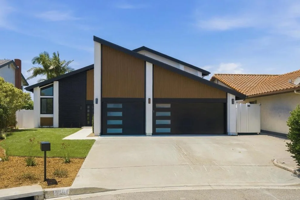 Unit for sale at 2161 Calle Buena Ventura, Oceanside, CA 92056