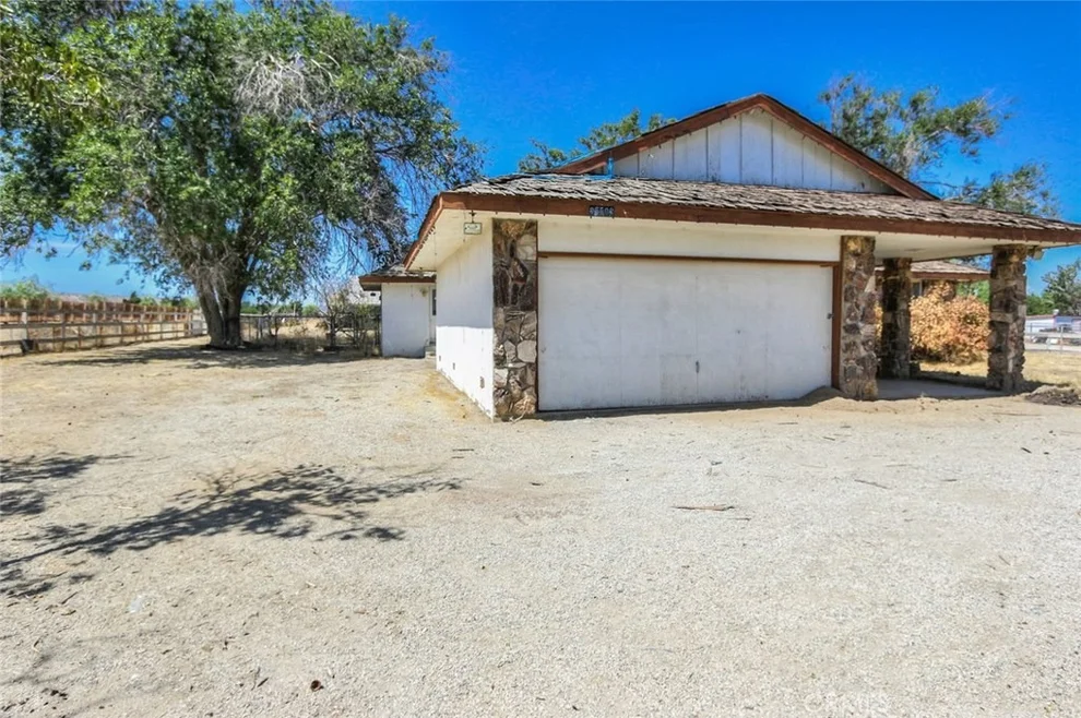 Unit for sale at 35503 80th Street E, Littlerock, CA 93543