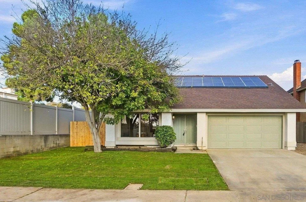 Unit for sale at 9157 Mesa Woods Ave, San Diego, CA 92126