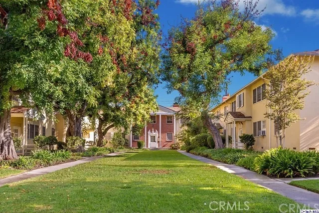 Unit for sale at 537 E Maple Street, Glendale, CA 91205