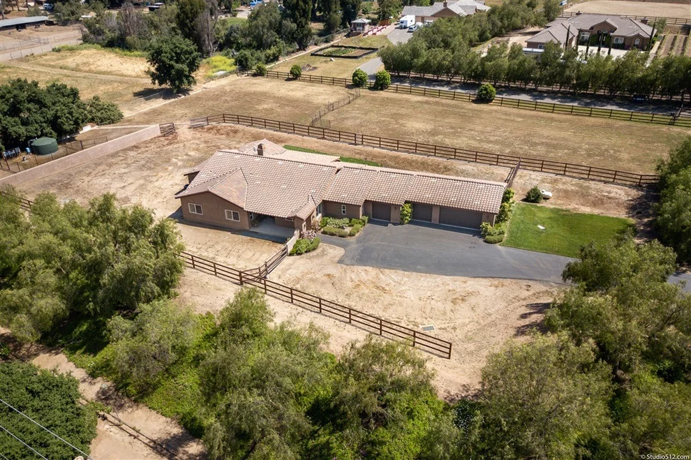Unit for sale at 15212 Molly Anne Ct, Valley Center, CA 92082