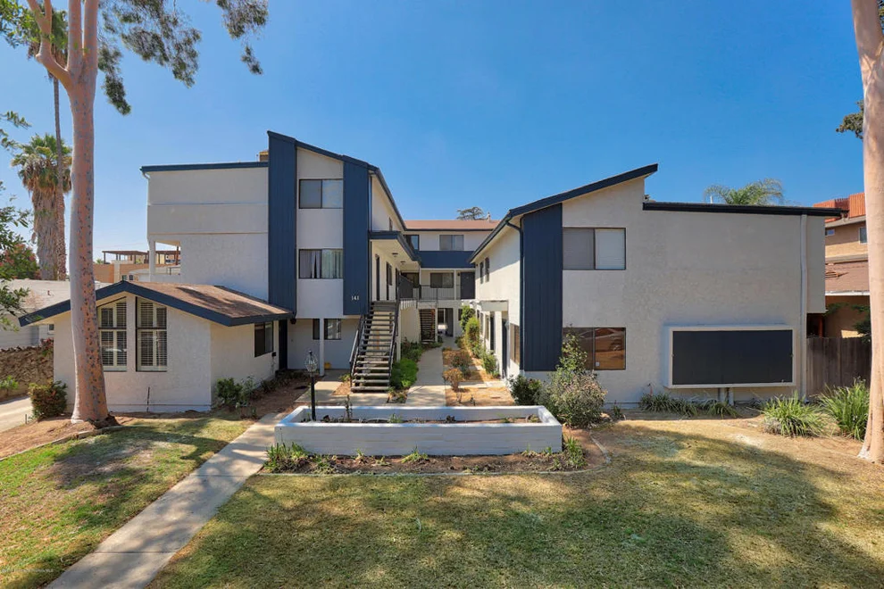 Unit for sale at 141 N Parkwood Avenue, Pasadena, CA 91107