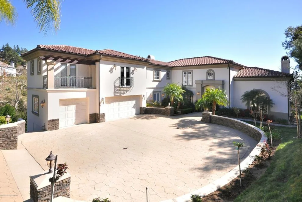 Unit for sale at 5328 Angeles Crest Highway, La Canada Flintridge, CA 91011
